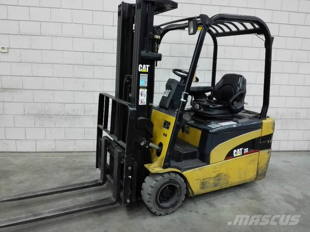 cat forklift year by serial number